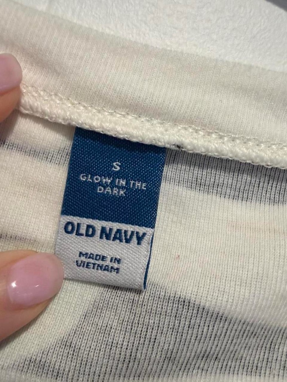 Old Navy Adult Mummy Stripe One-Piece Pajamas Glow in the Dark Small - Picture 4 of 4